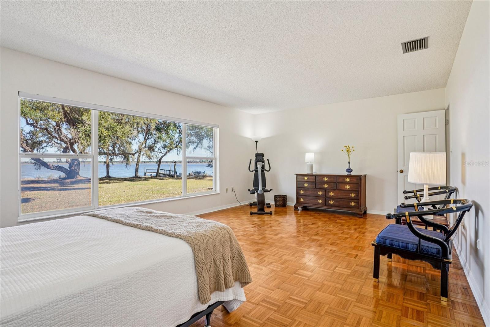 Image 29 of 78 For 37048 County Road 452