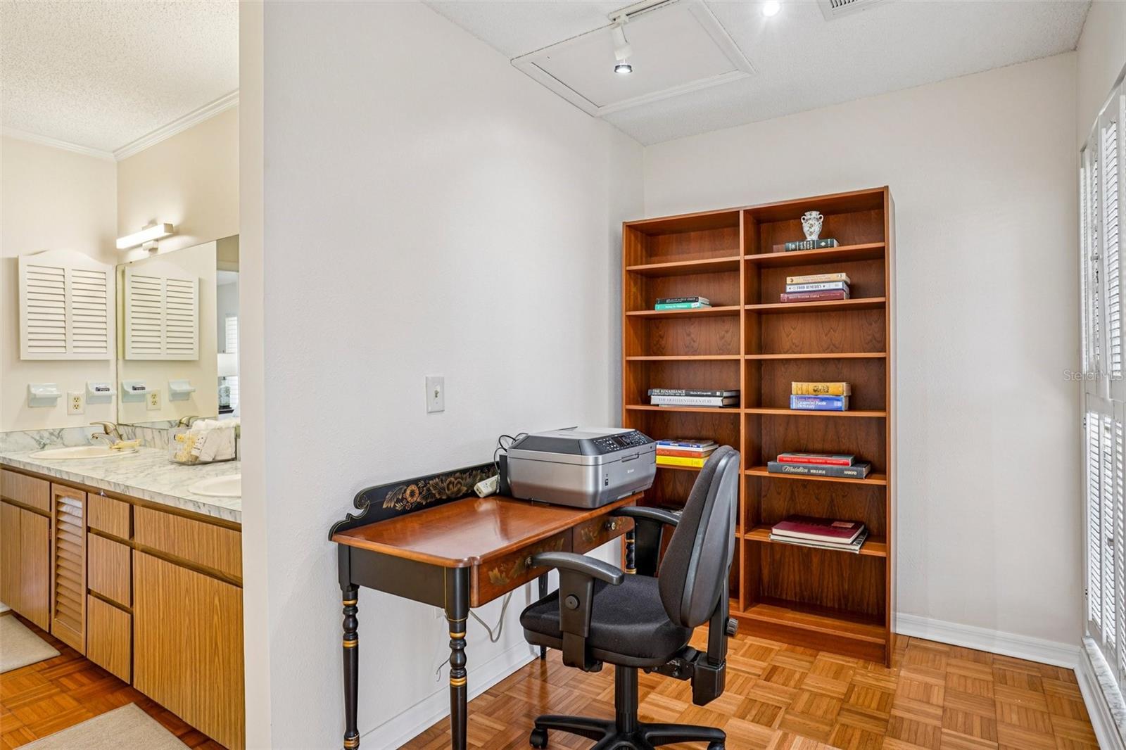 Image 34 of 78 For 37048 County Road 452