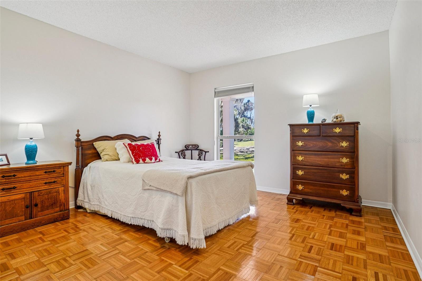 Image 35 of 78 For 37048 County Road 452