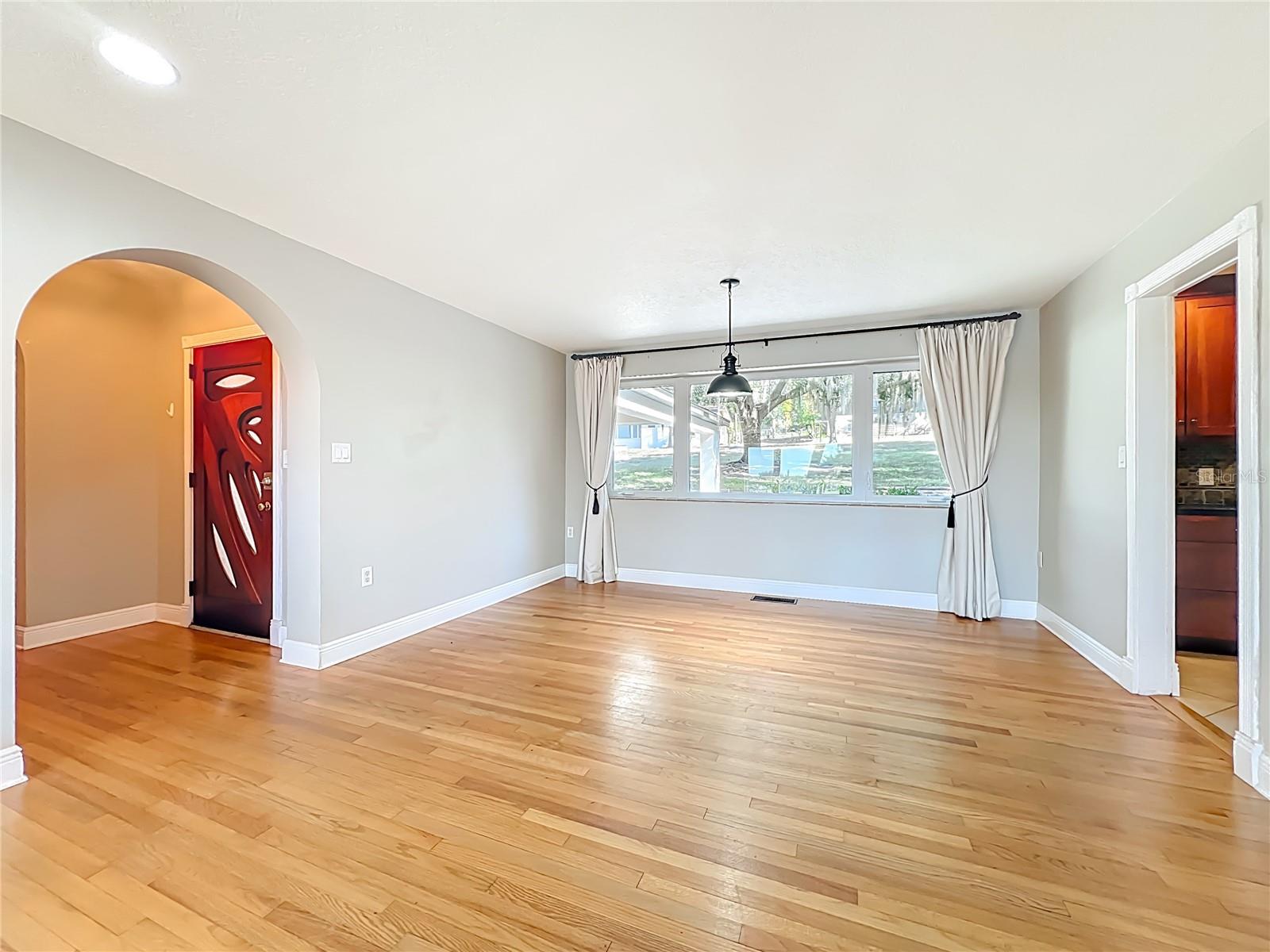 Image 12 of 70 For 2400 Topping Place