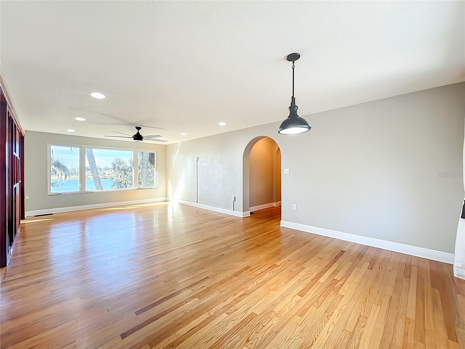 Image 14 of 70 For 2400 Topping Place