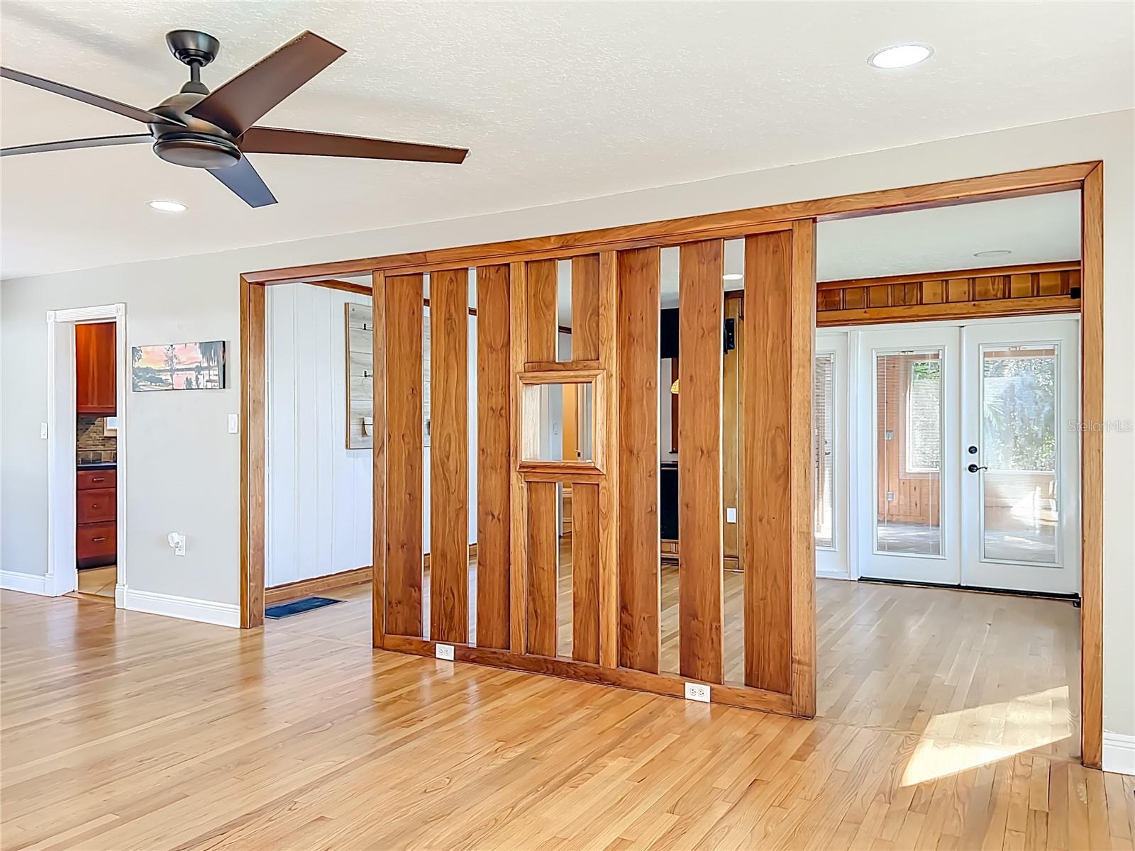 Image 17 of 70 For 2400 Topping Place