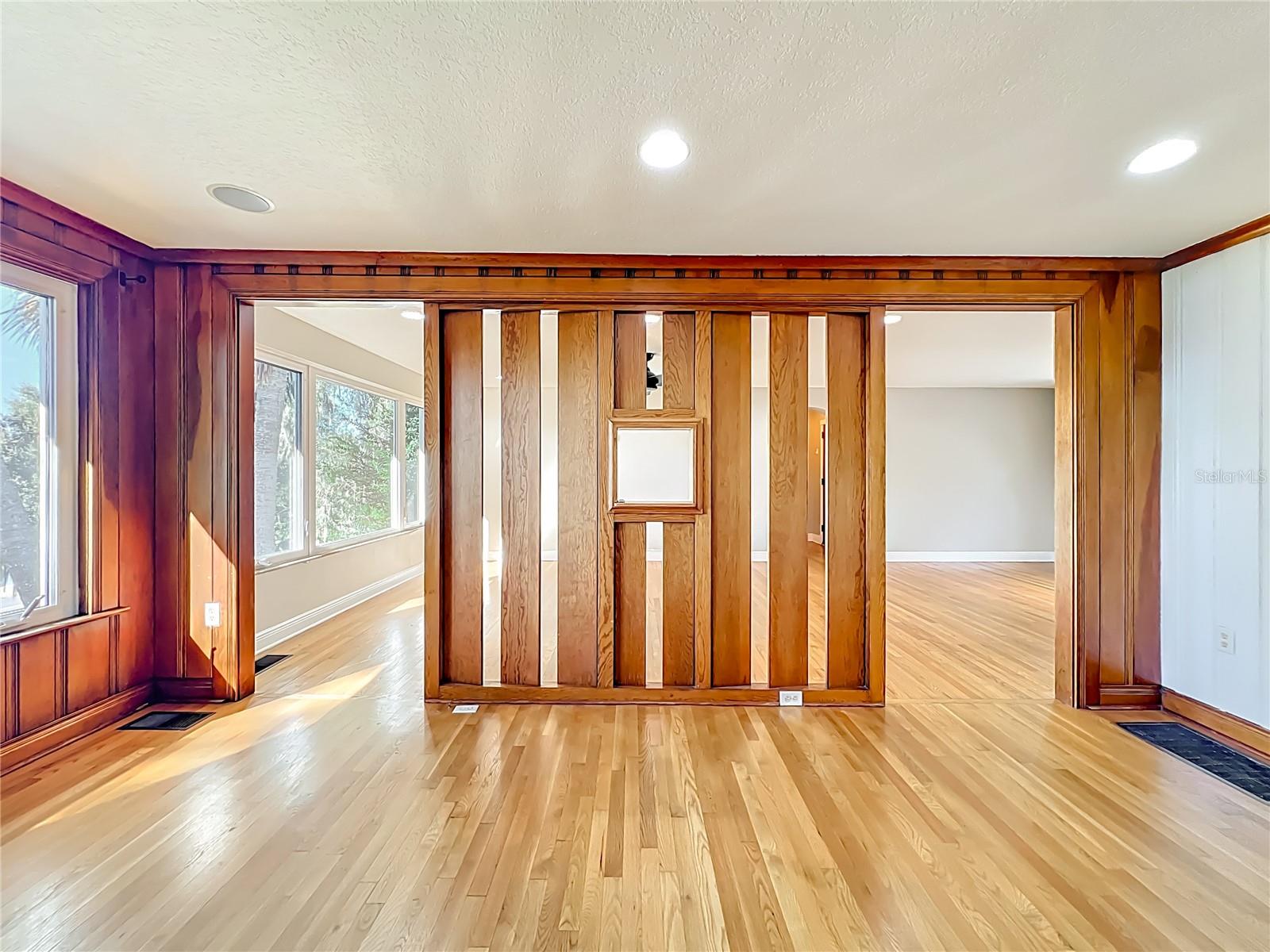 Image 19 of 70 For 2400 Topping Place