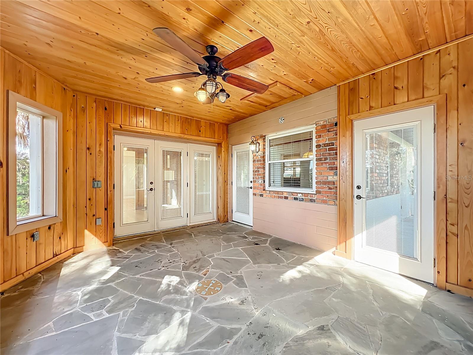 Image 22 of 70 For 2400 Topping Place