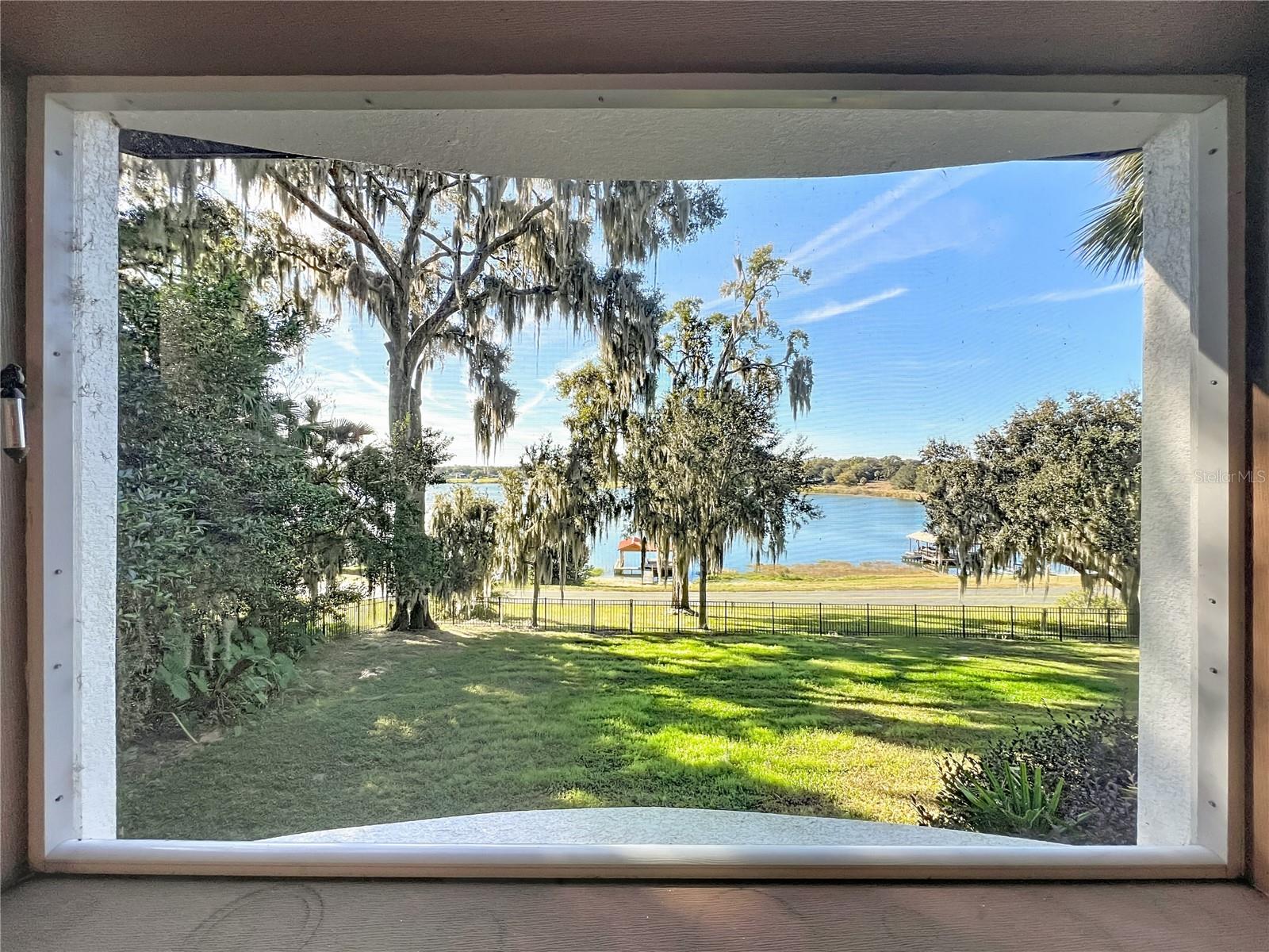 Image 3 of 70 For 2400 Topping Place