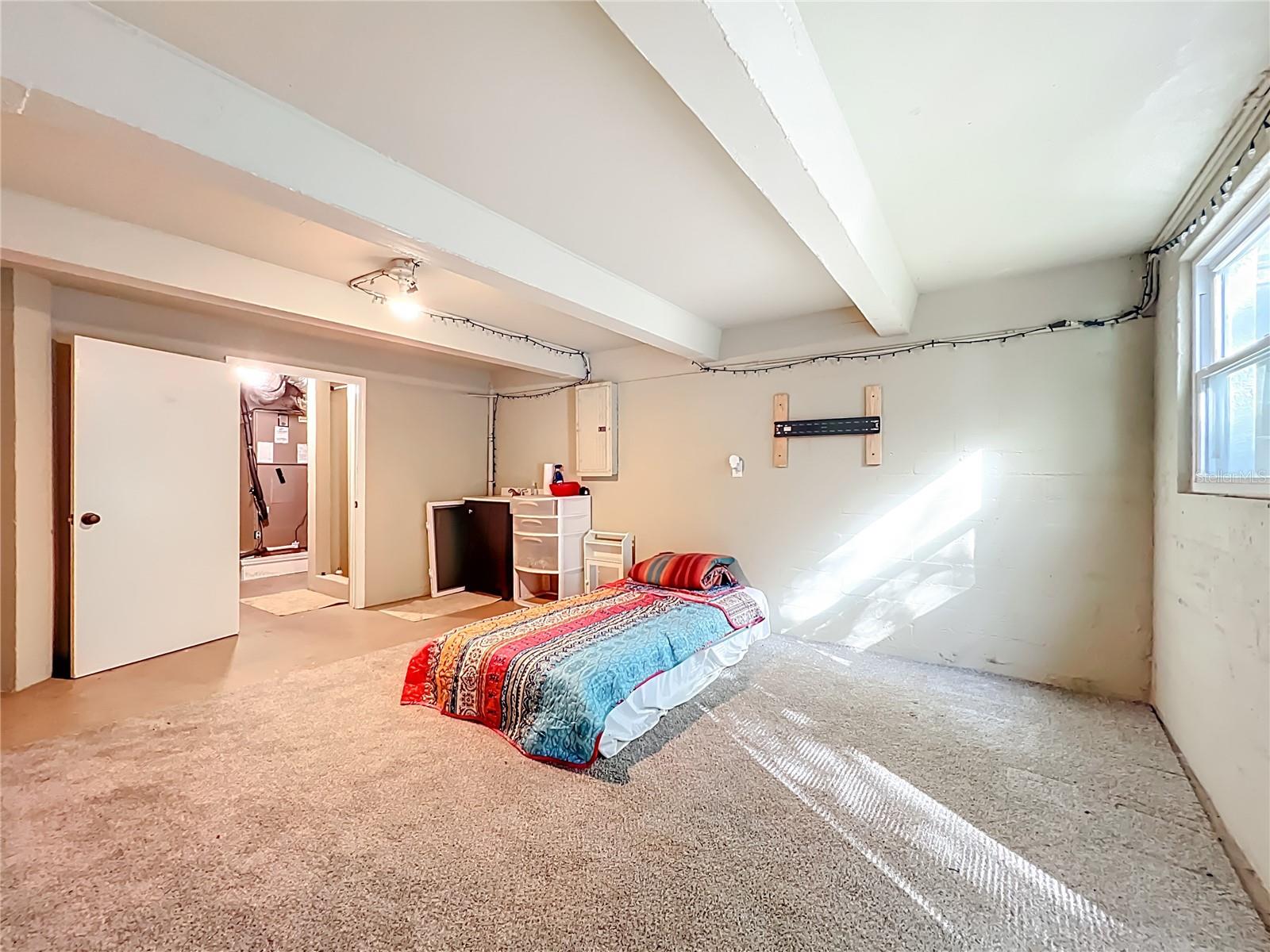 Image 46 of 70 For 2400 Topping Place