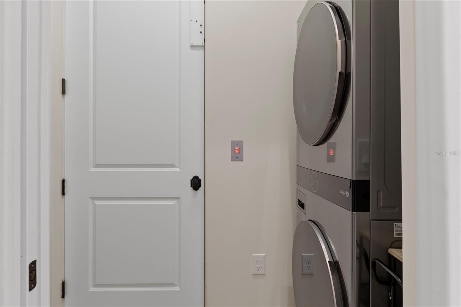 Image 32 of 67 For 2235 Kings Cove Point