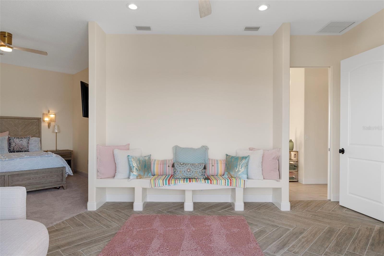 Image 34 of 67 For 2235 Kings Cove Point