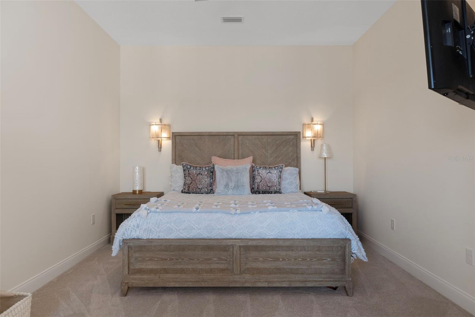 Image 35 of 67 For 2235 Kings Cove Point