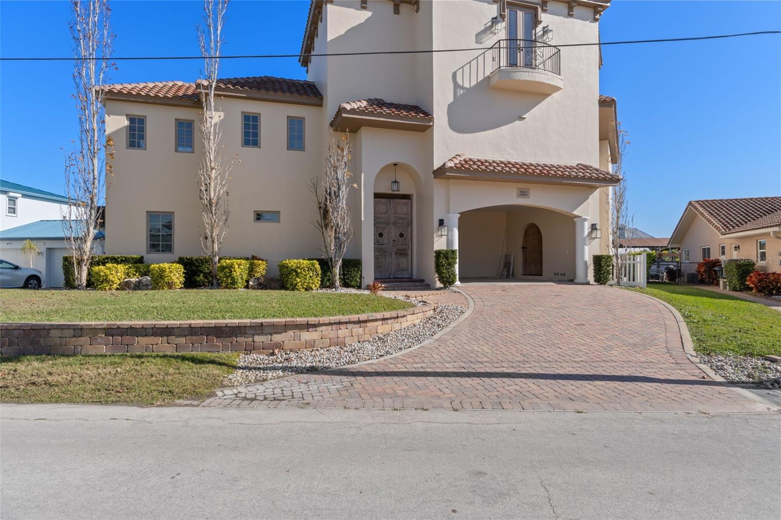 Image 6 of 67 For 2235 Kings Cove Point