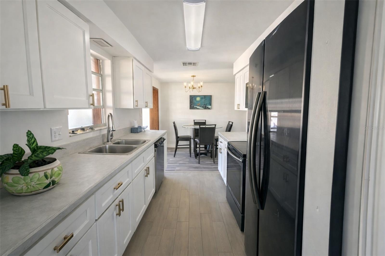 Image 9 of 18 For 1636 Juno Trail