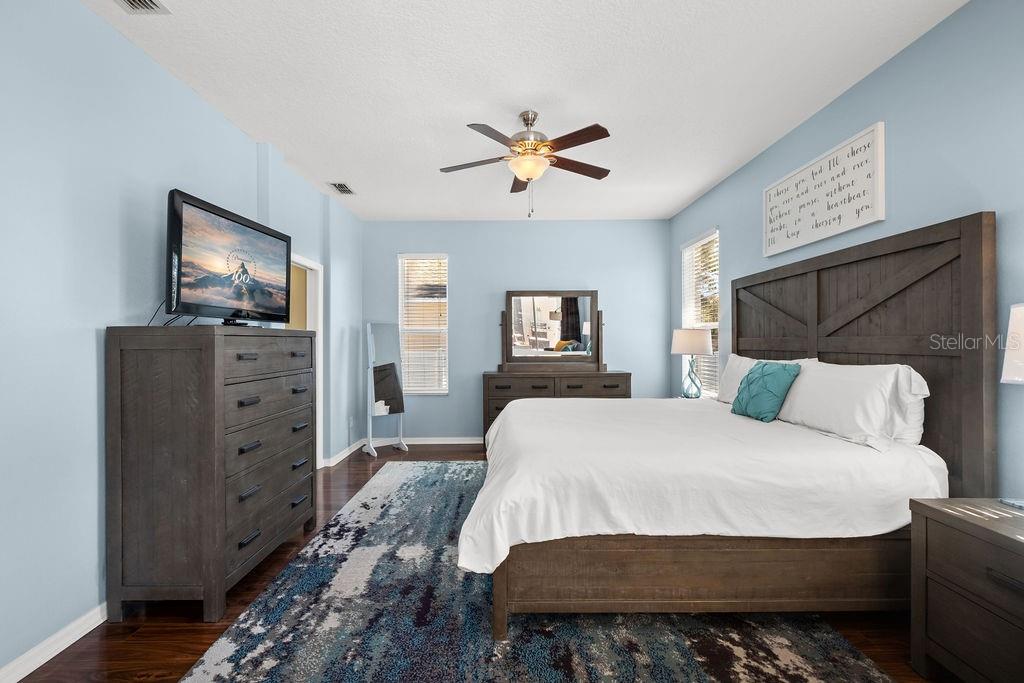 Image 20 of 60 For 570 Johns Landing Way