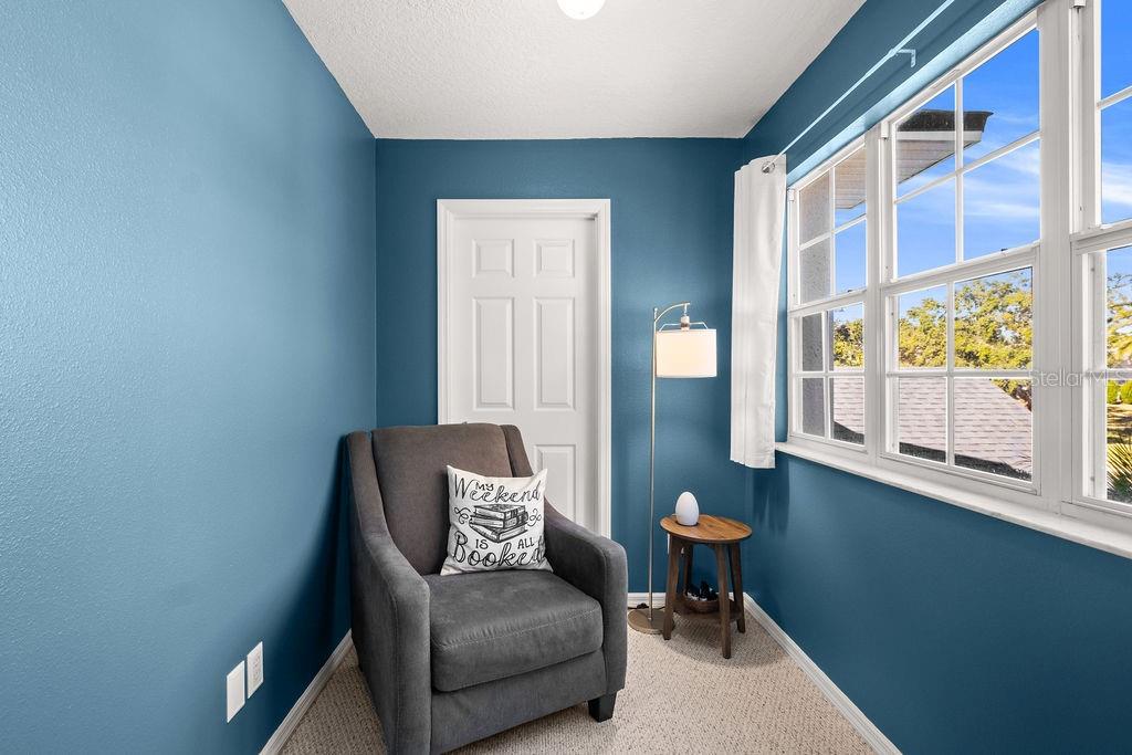 Image 28 of 60 For 570 Johns Landing Way