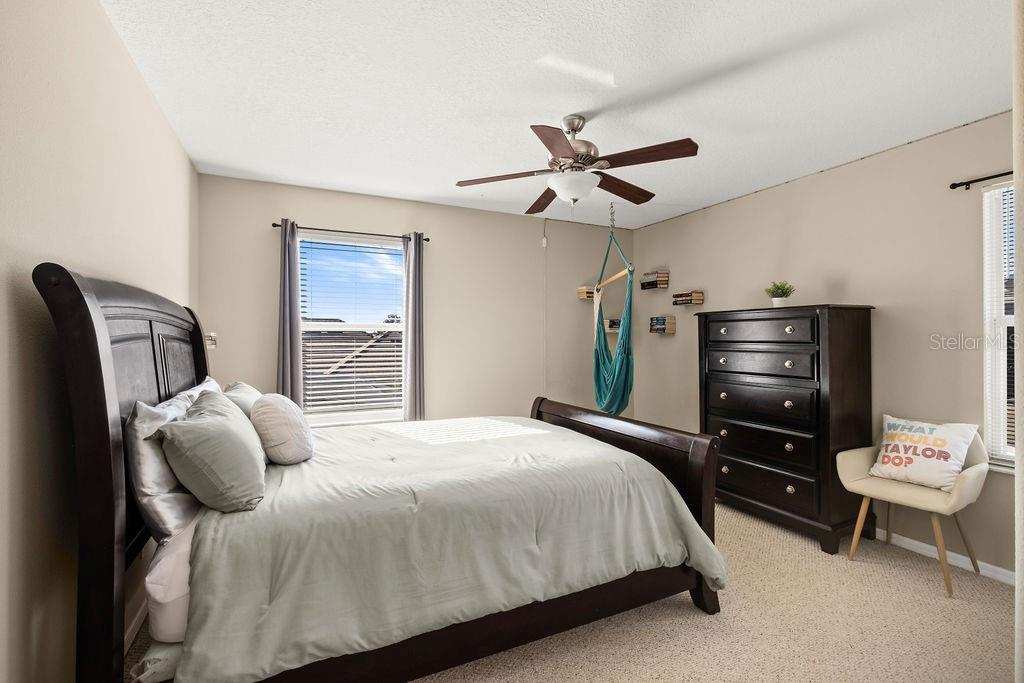 Image 34 of 60 For 570 Johns Landing Way