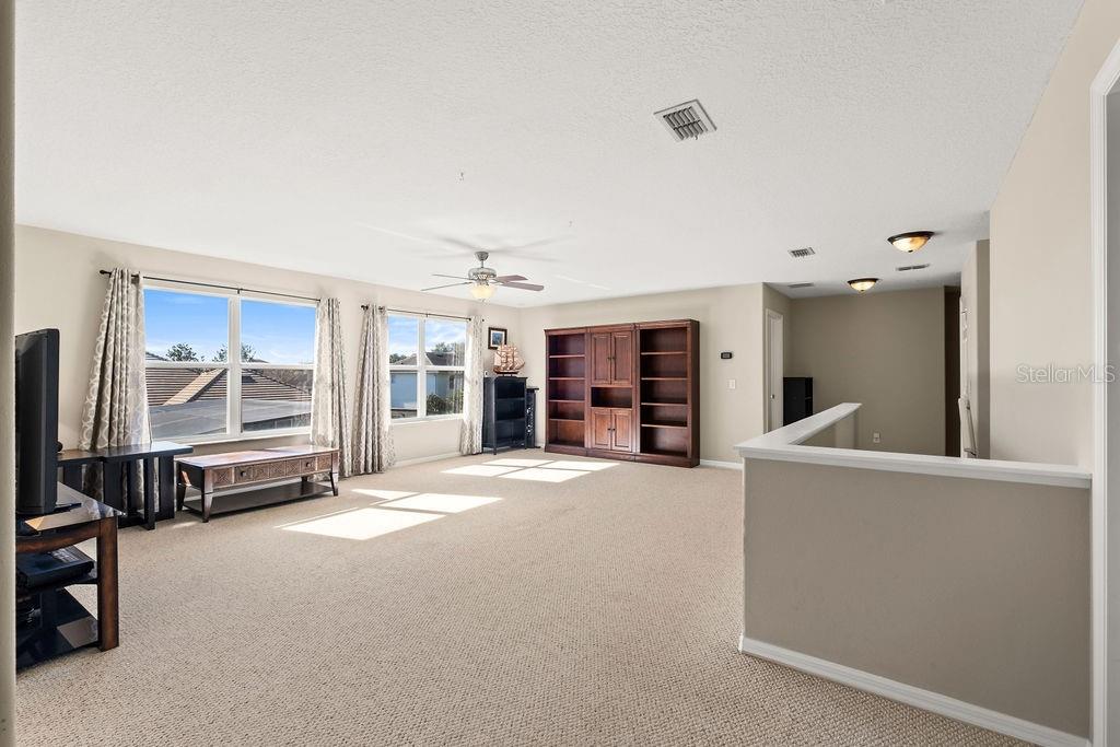 Image 40 of 60 For 570 Johns Landing Way