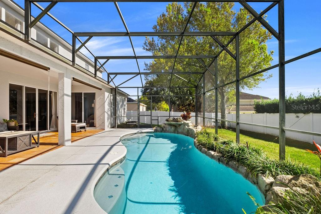 Image 43 of 60 For 570 Johns Landing Way