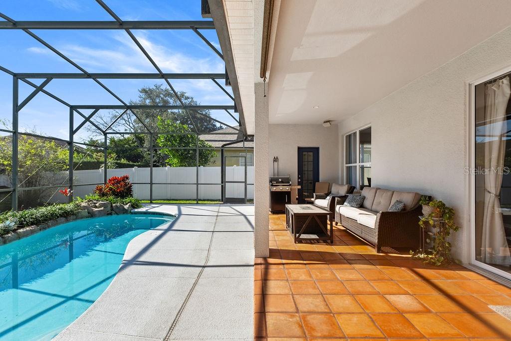 Image 47 of 60 For 570 Johns Landing Way