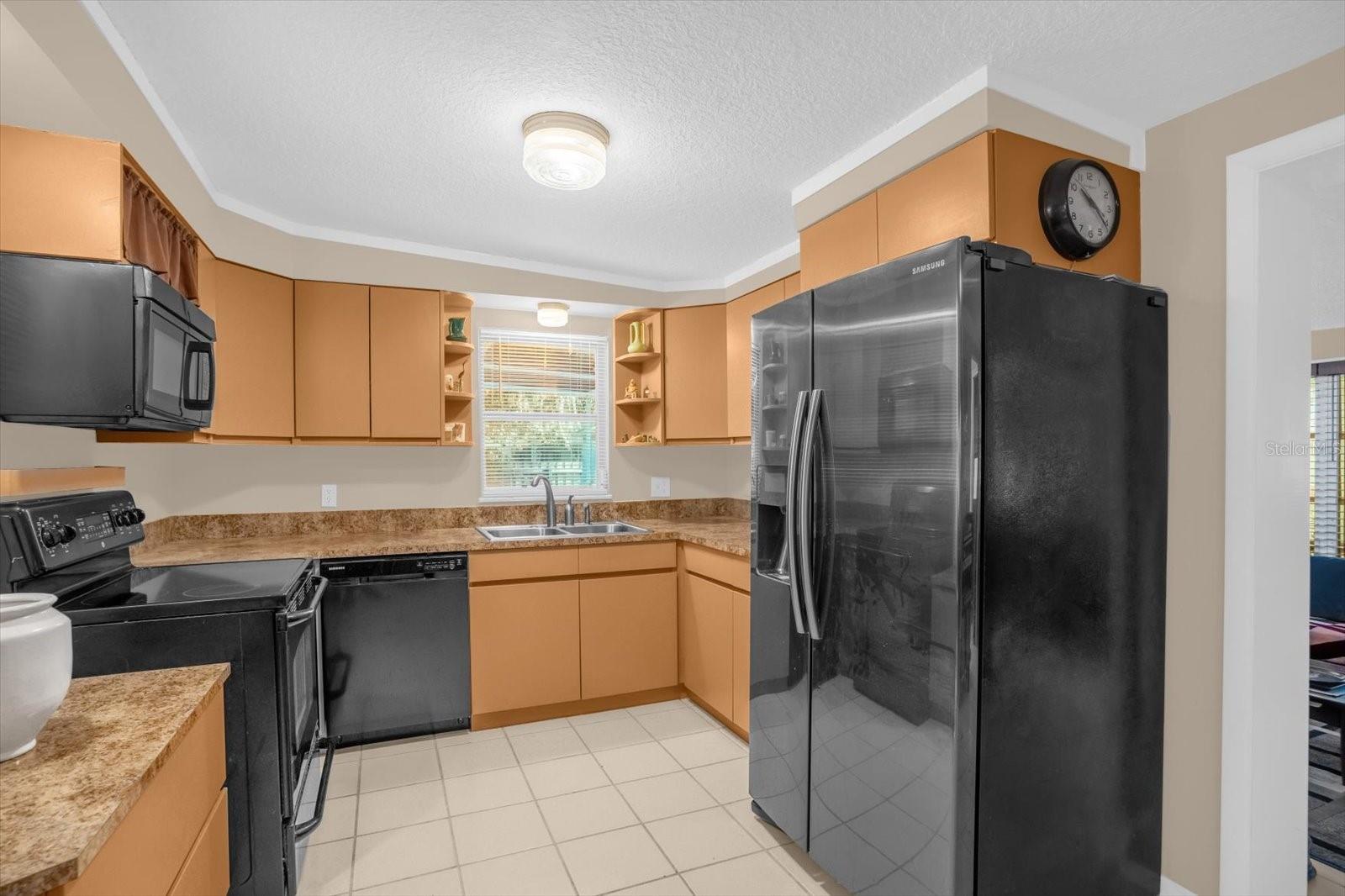 Image 10 of 33 For 8150 Spring Drive