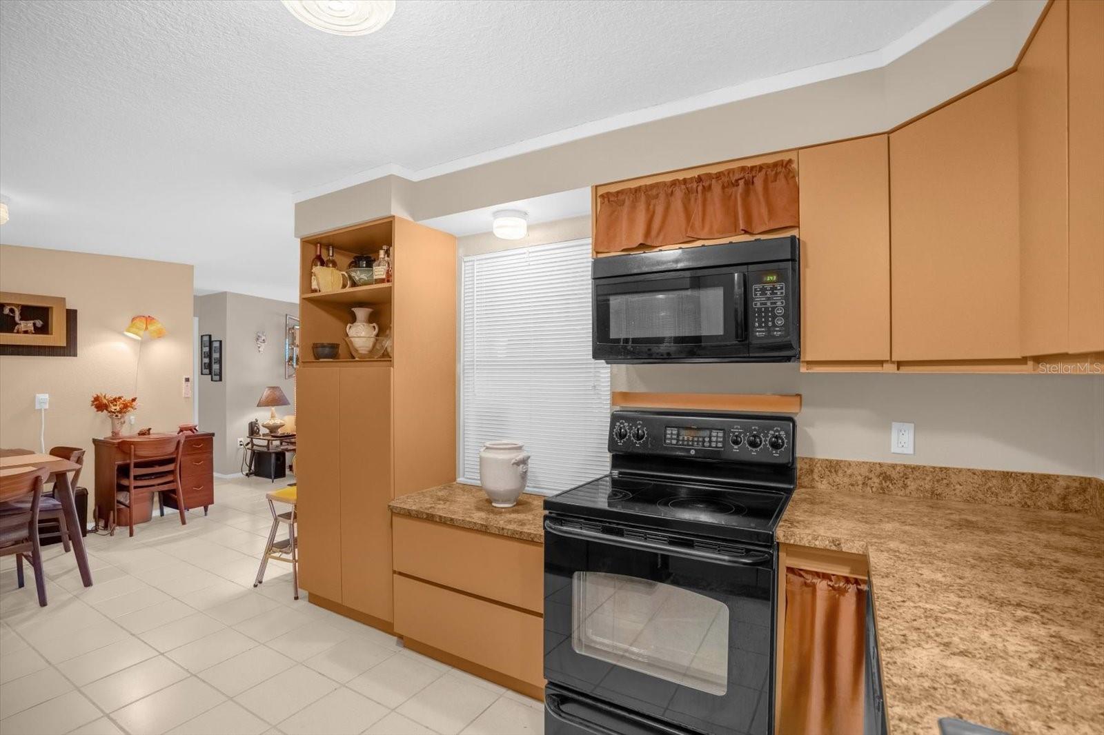 Image 13 of 33 For 8150 Spring Drive