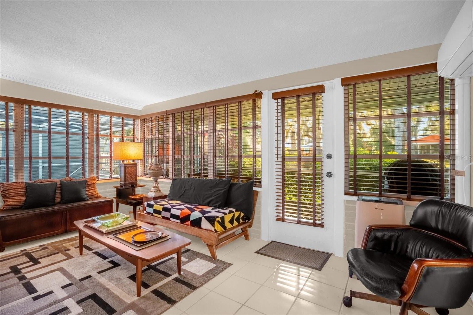 Image 20 of 33 For 8150 Spring Drive