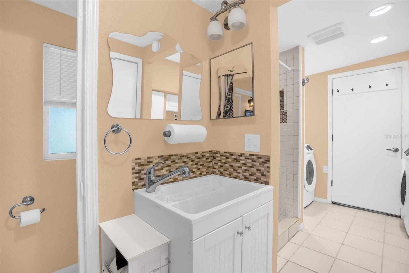 Image 22 of 33 For 8150 Spring Drive