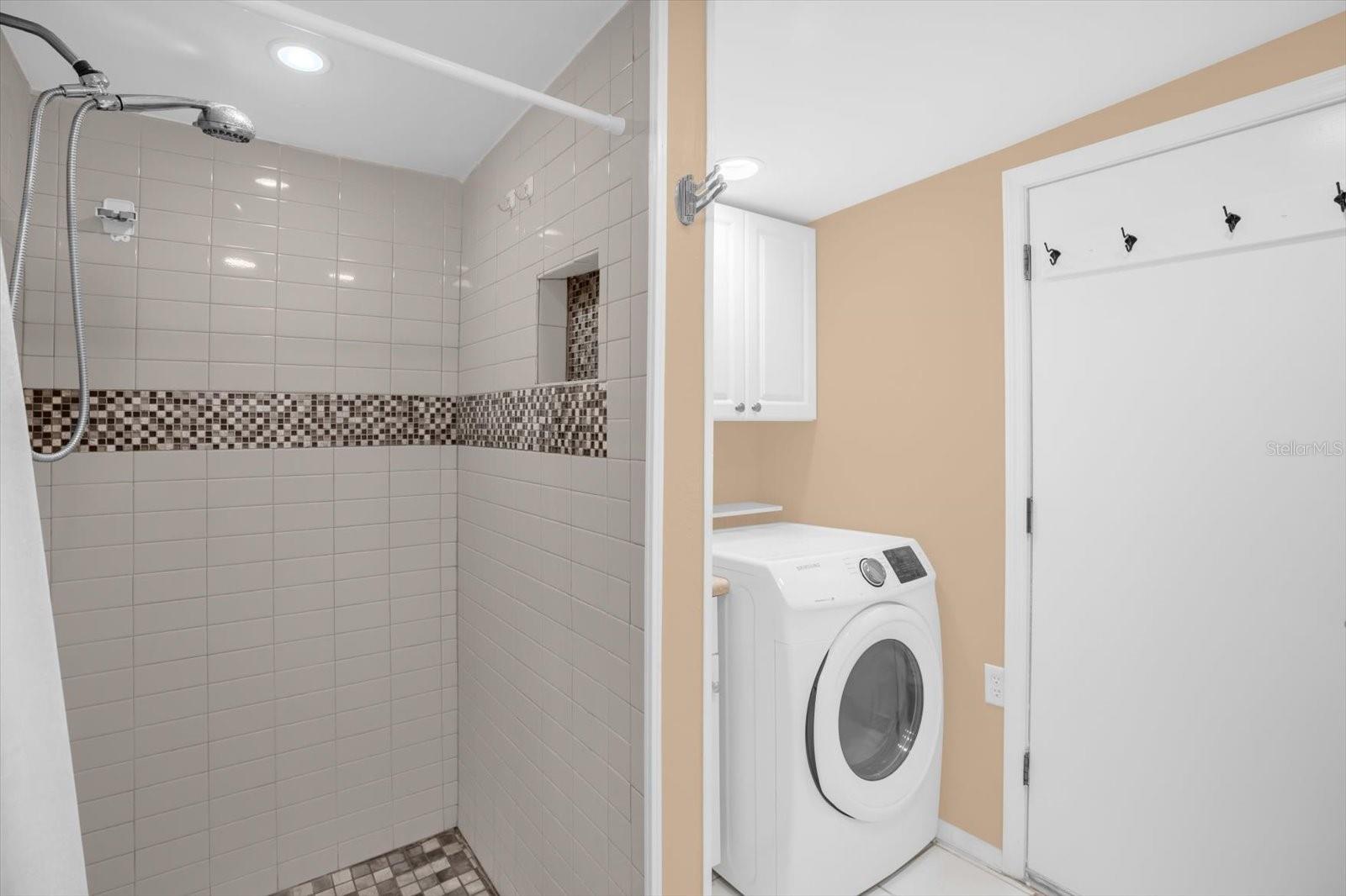 Image 23 of 33 For 8150 Spring Drive