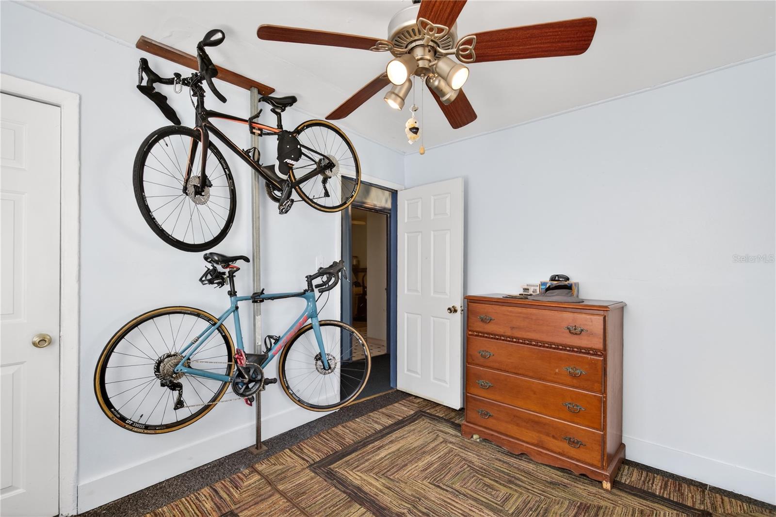 Image 21 of 33 For 31302 Orange Street