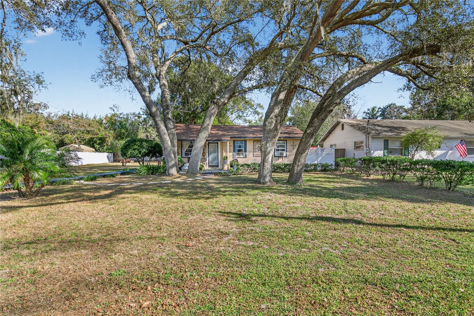 Image 24 of 33 For 31302 Orange Street