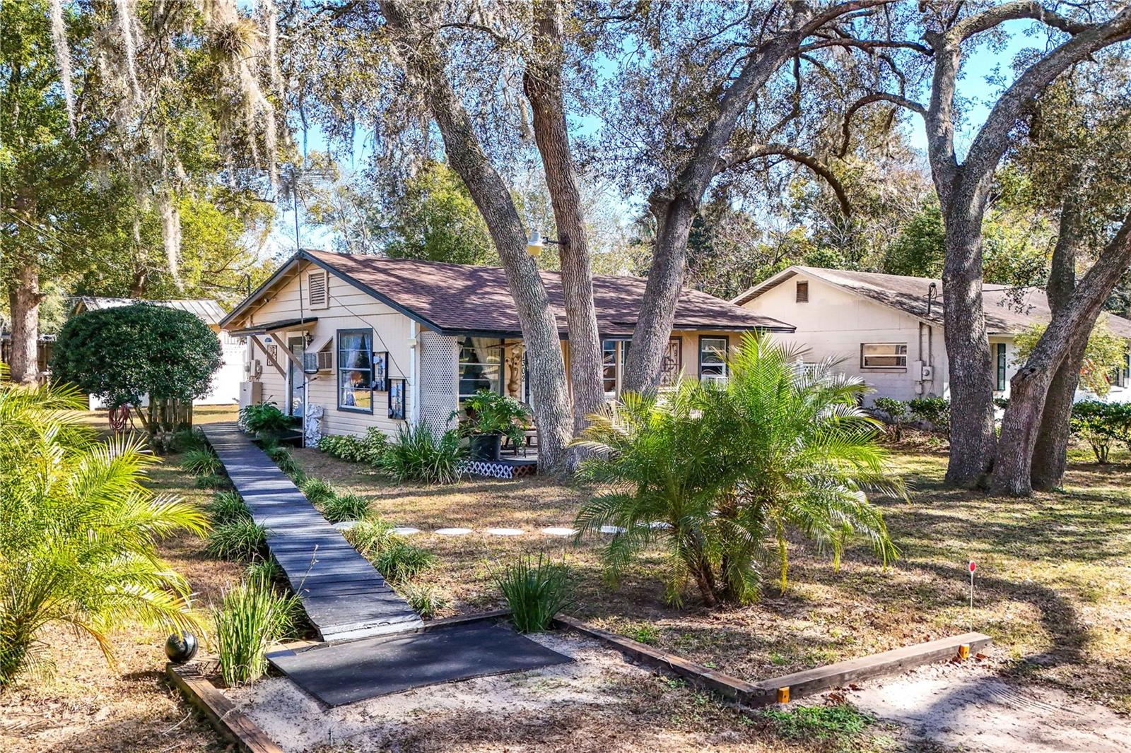 Image 31 of 33 For 31302 Orange Street