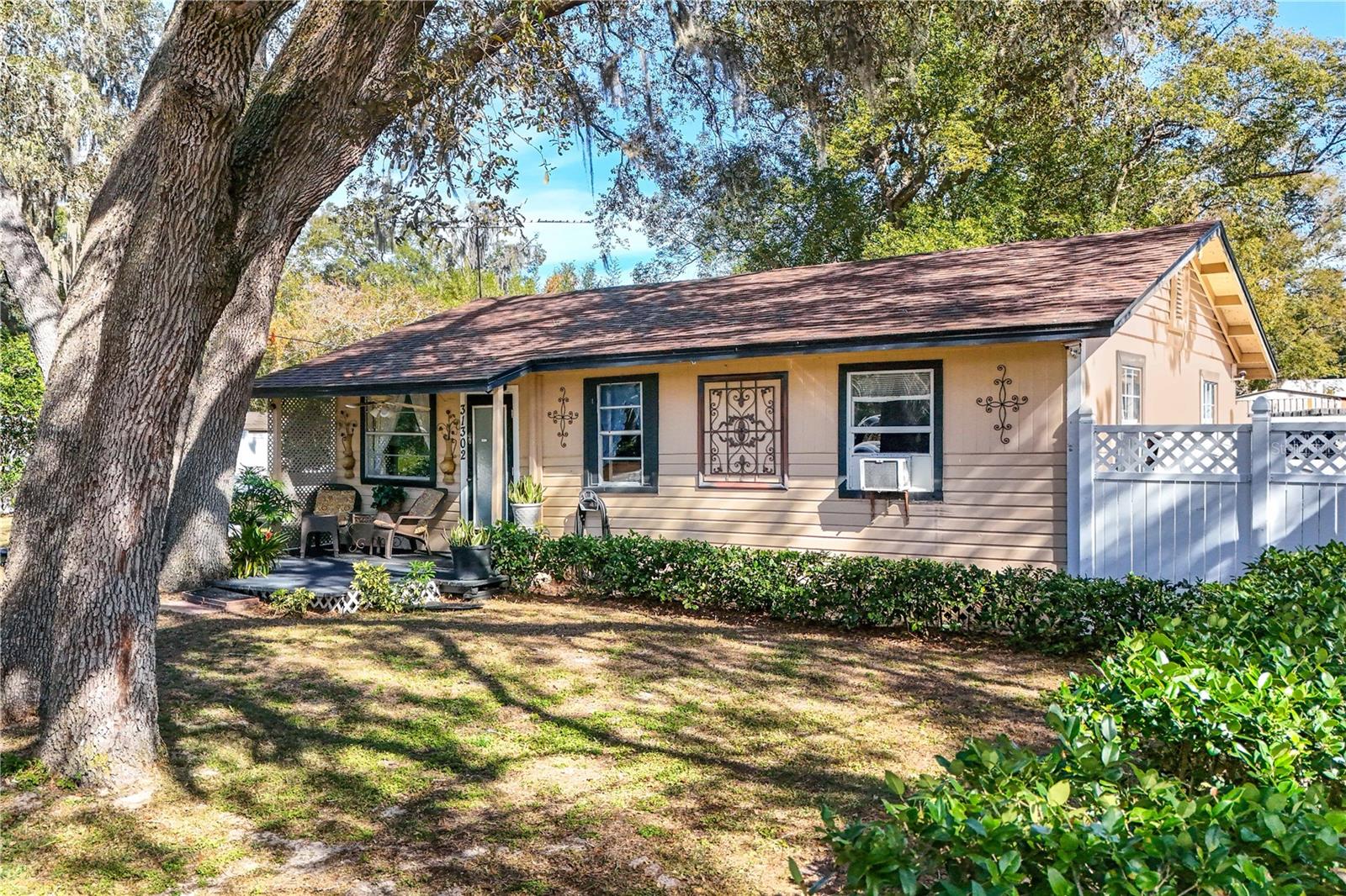 Image 5 of 33 For 31302 Orange Street