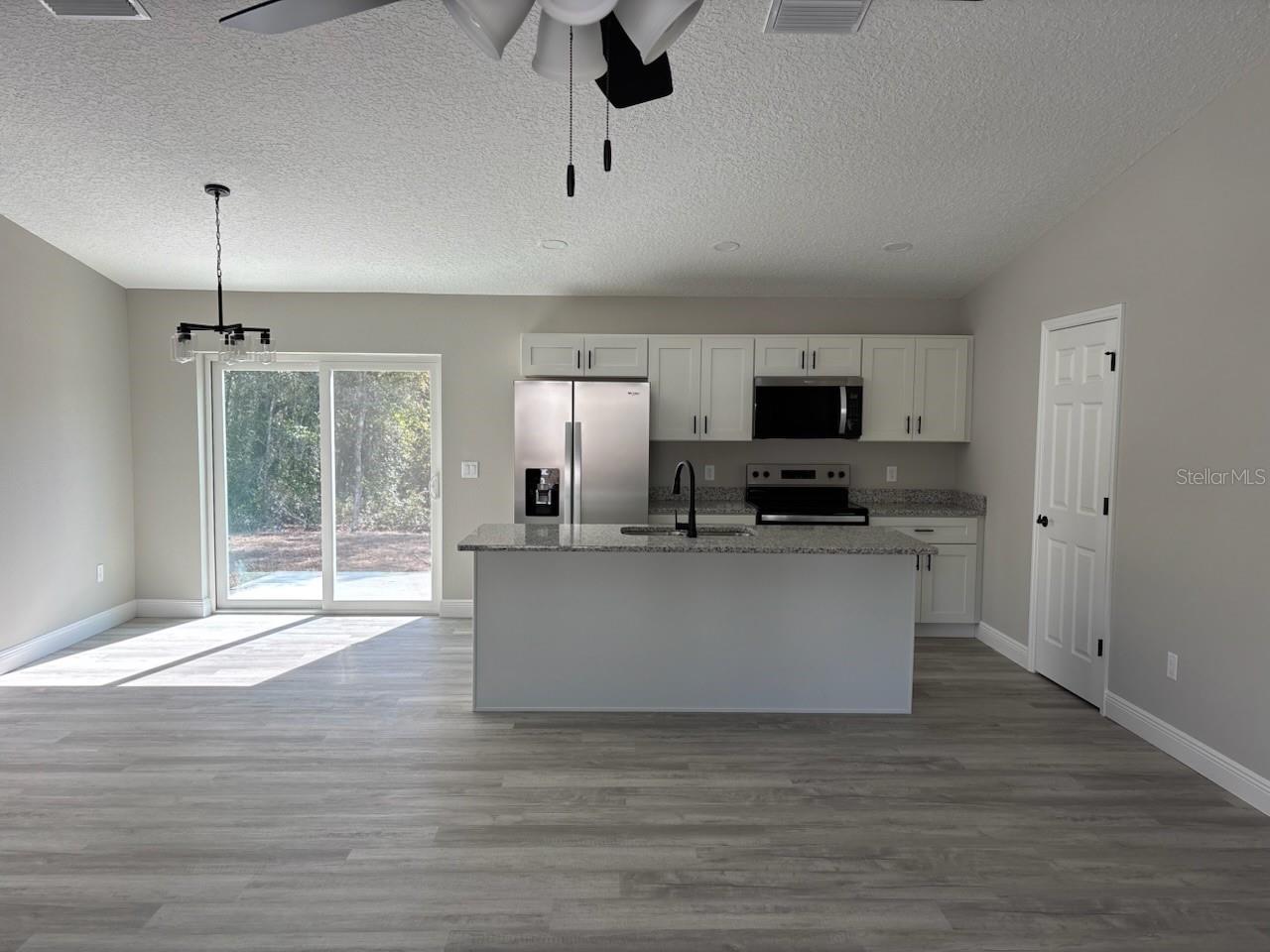 Image 11 of 29 For 2420 Menores Drive