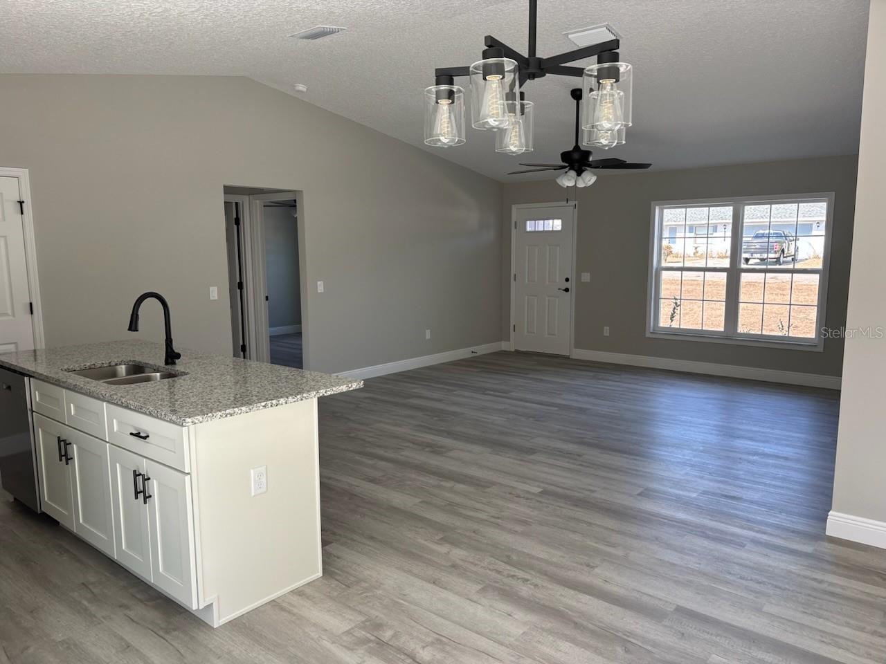 Image 16 of 29 For 2420 Menores Drive