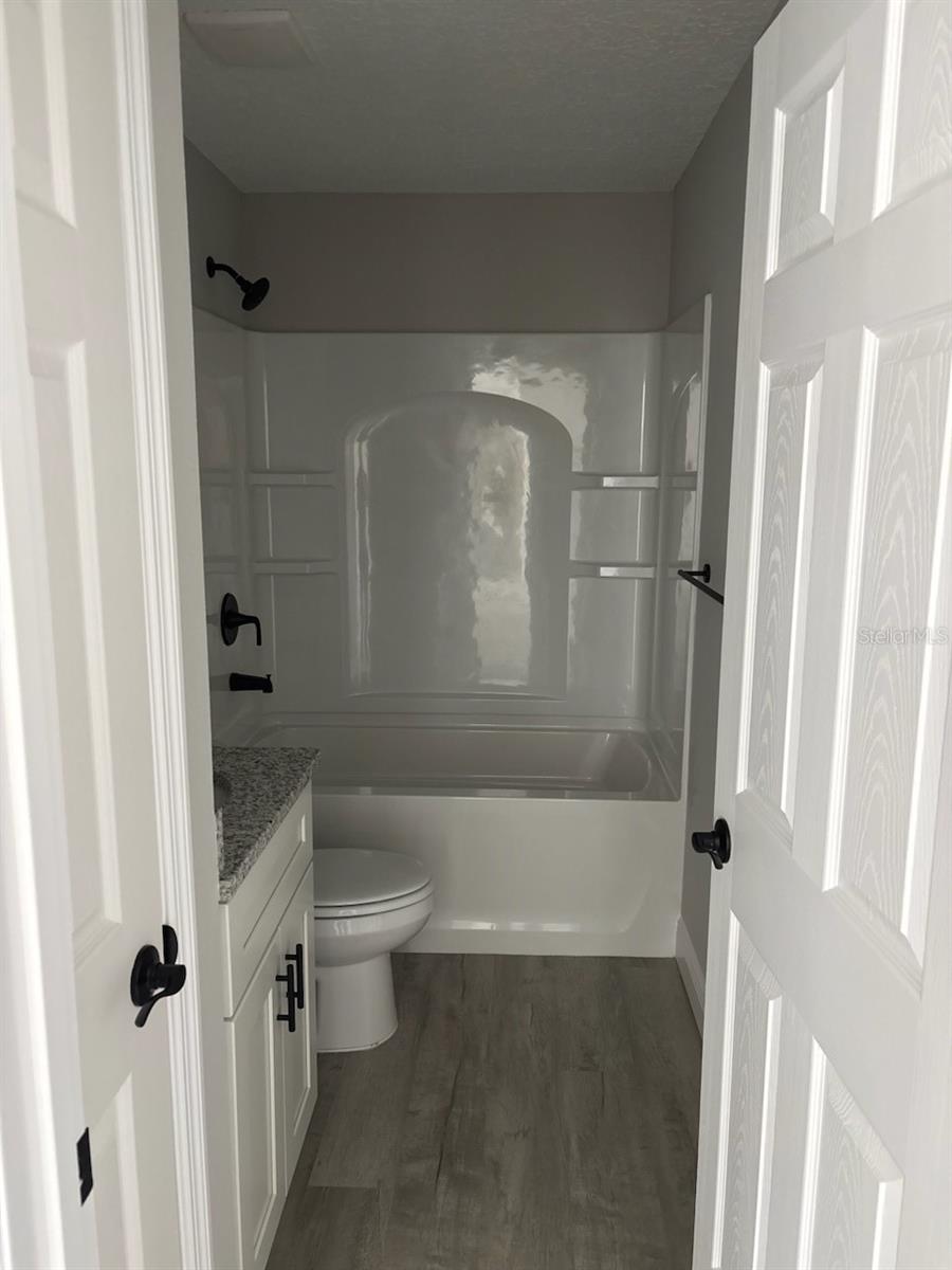 Image 18 of 29 For 2420 Menores Drive