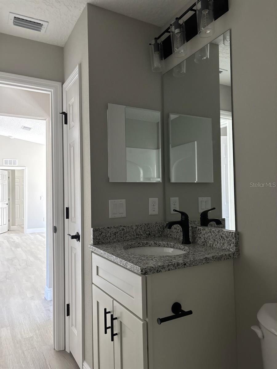 Image 19 of 29 For 2420 Menores Drive