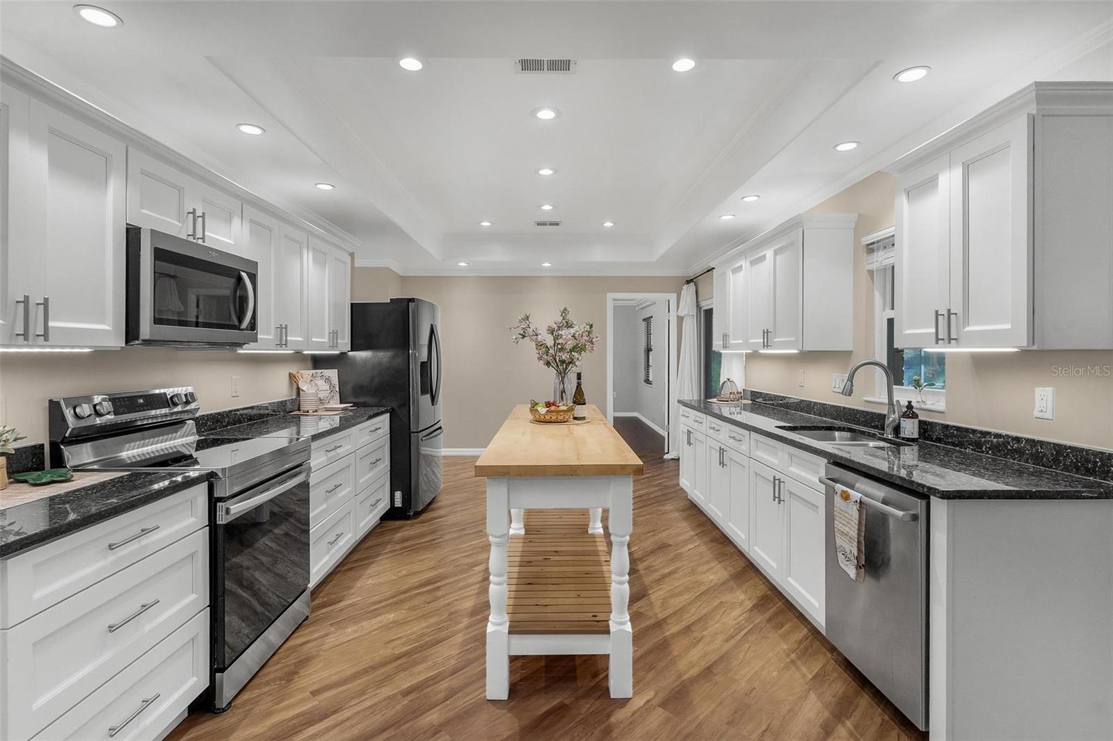 Image 19 of 94 For 5411 Magnolia Ridge Road