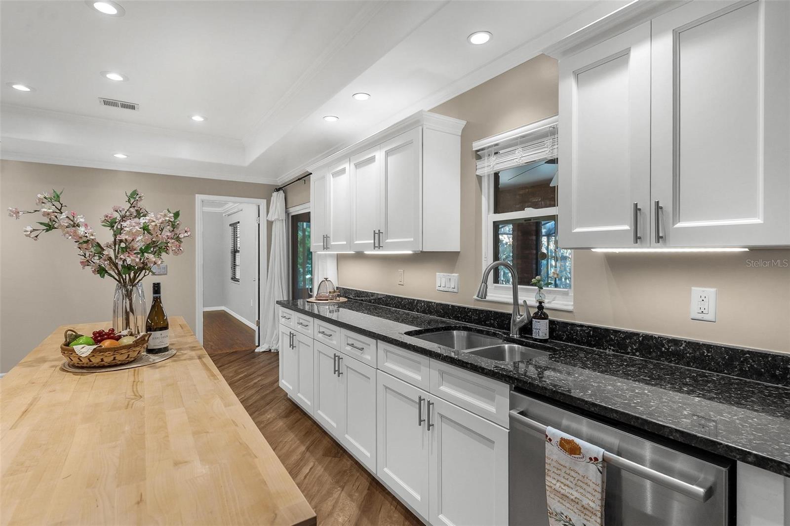 Image 22 of 94 For 5411 Magnolia Ridge Road