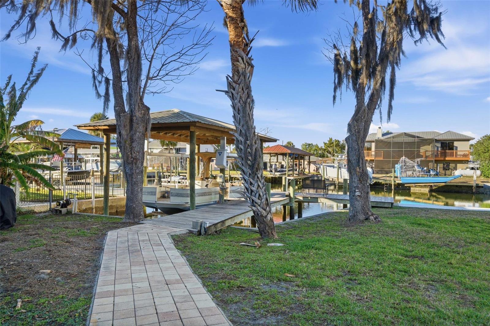 Image 14 of 67 For 2051 17 Street