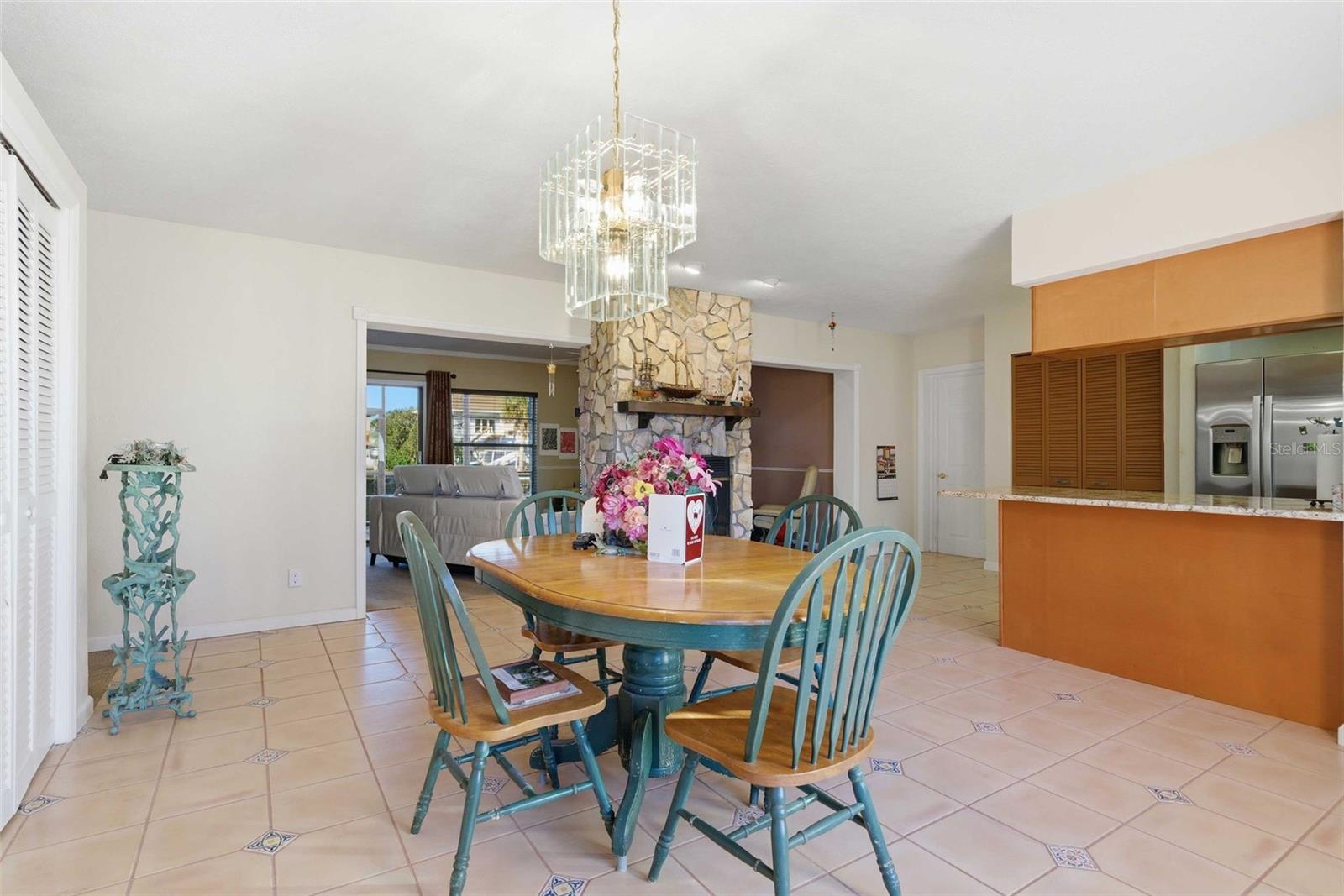 Image 17 of 67 For 2051 17 Street