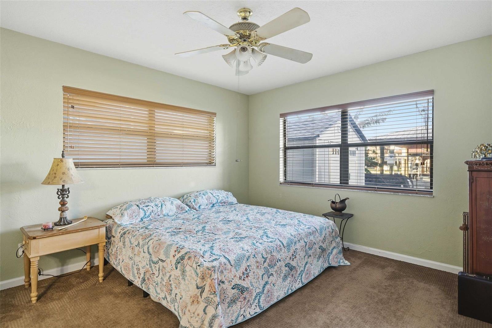 Image 33 of 67 For 2051 17 Street