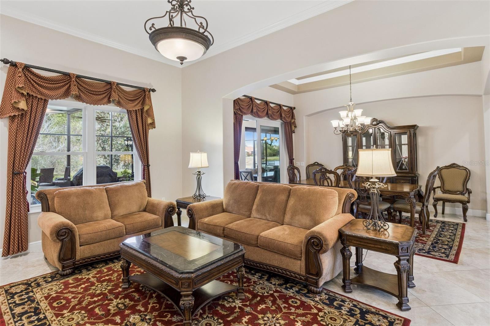 Image 12 of 100 For 1233 Cambria Bend