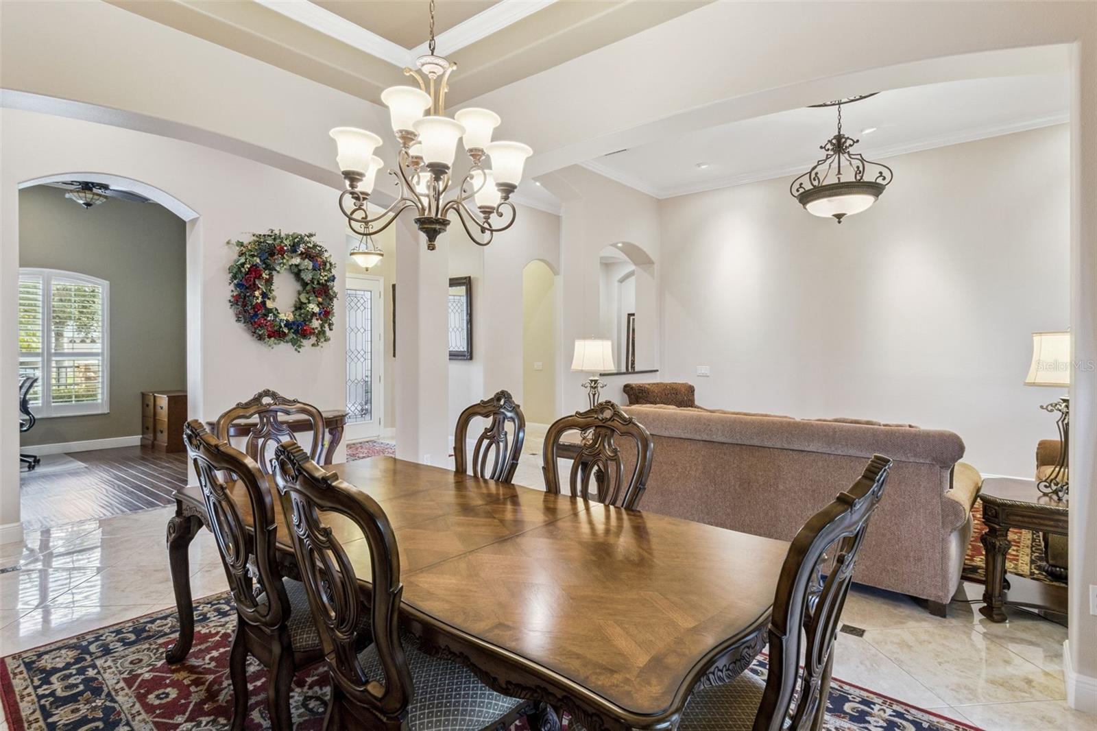 Image 13 of 100 For 1233 Cambria Bend