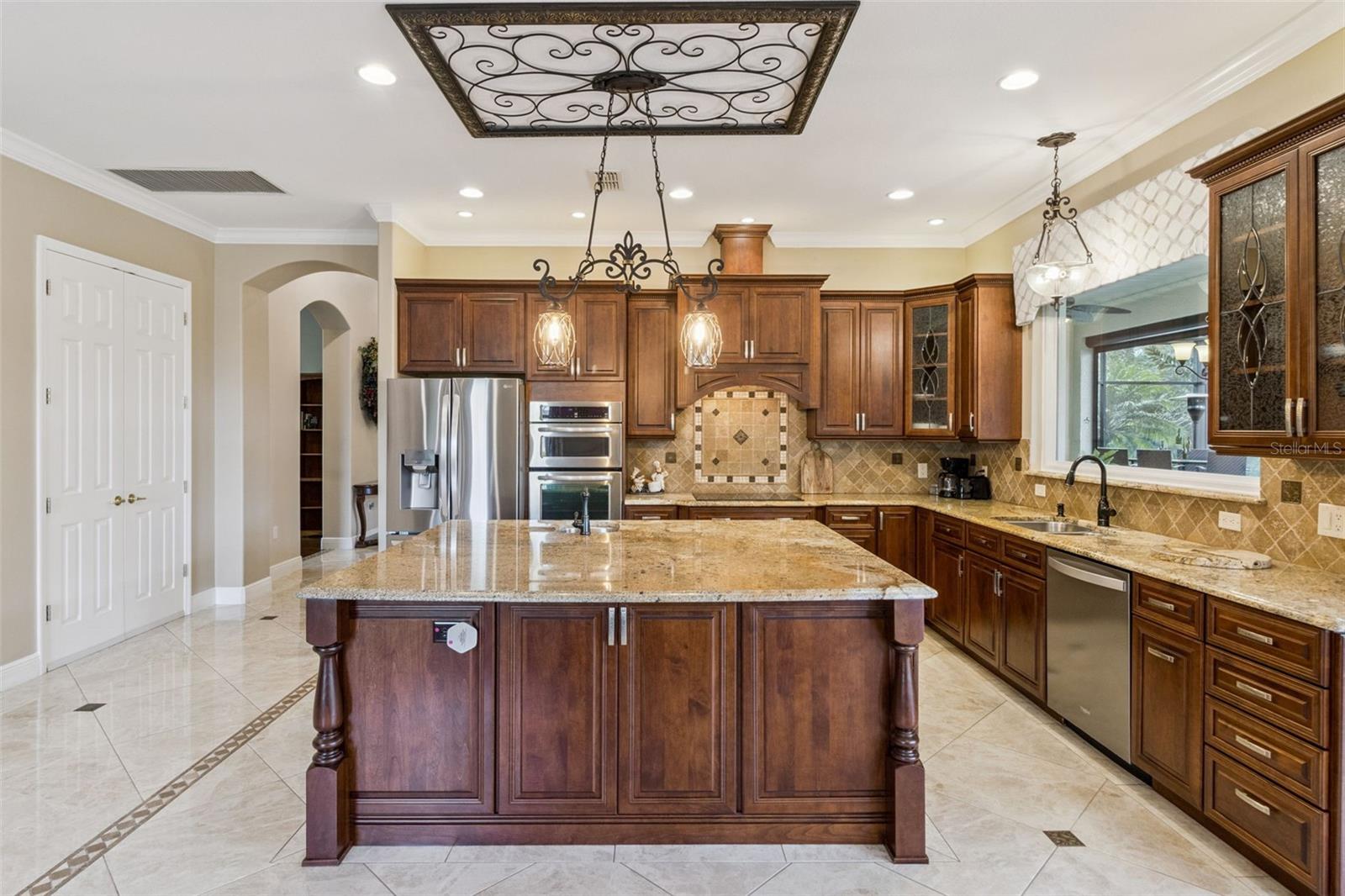 Image 18 of 100 For 1233 Cambria Bend