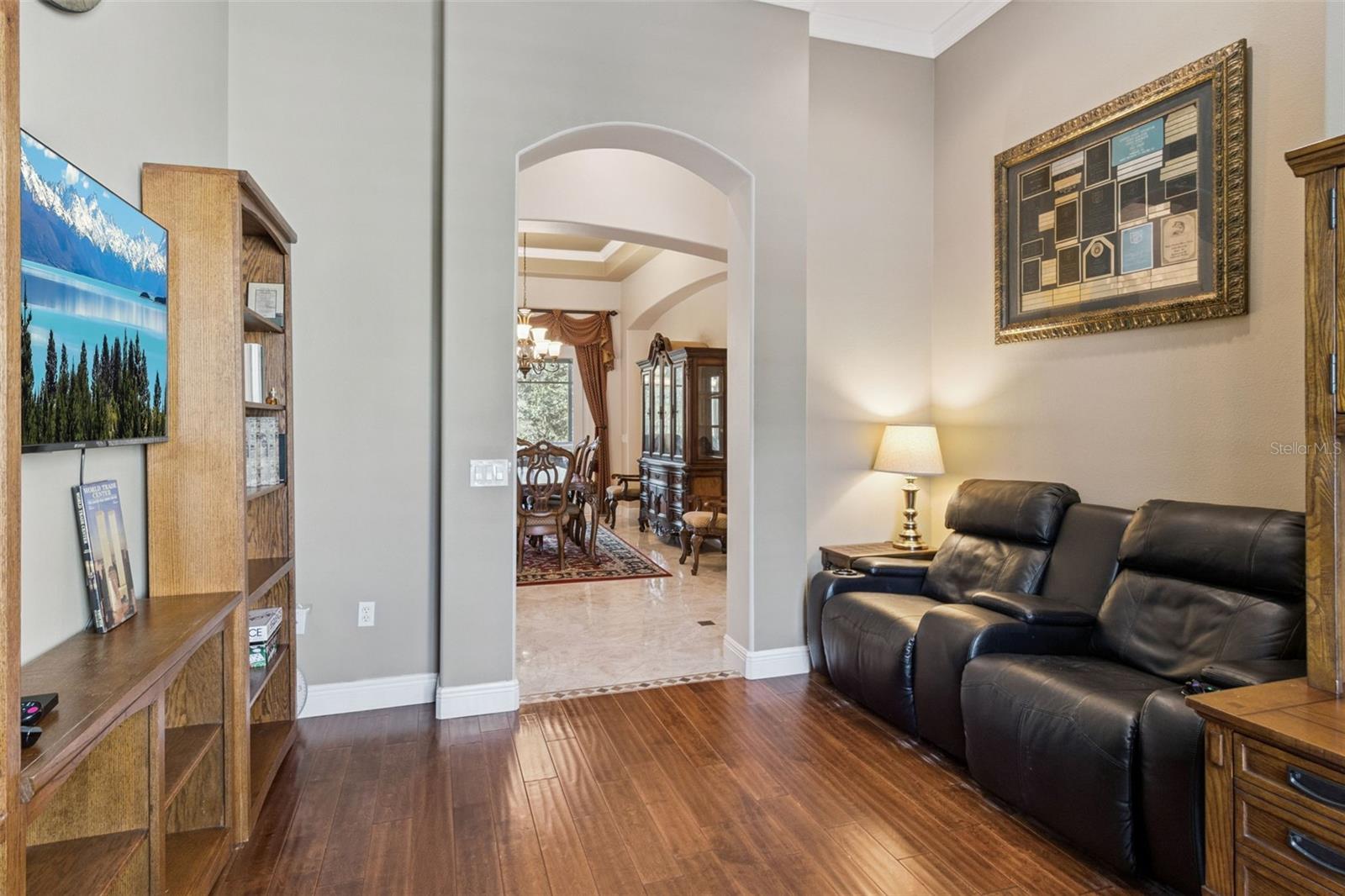 Image 23 of 100 For 1233 Cambria Bend