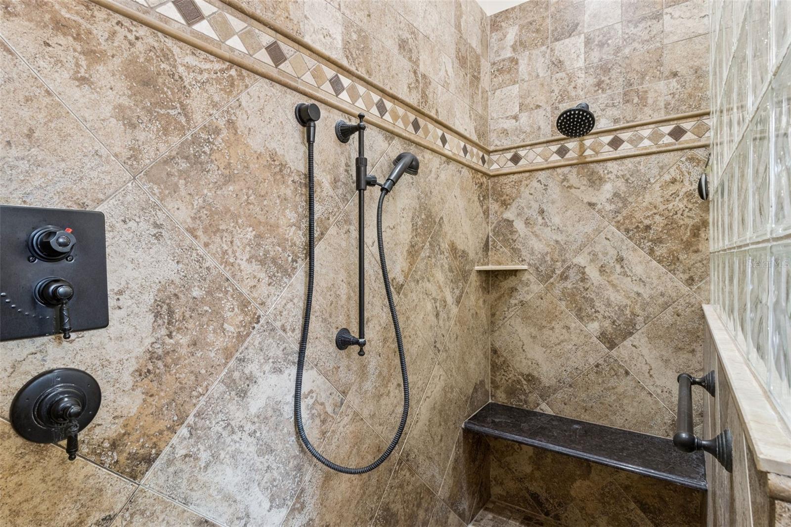 Image 30 of 100 For 1233 Cambria Bend