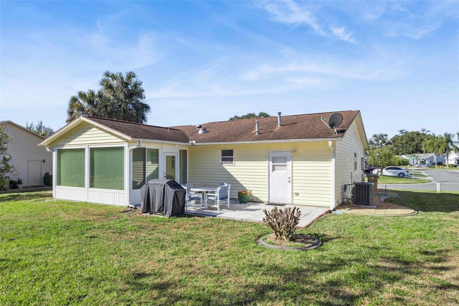 Image 27 of 73 For 26041 Newcombe Circle