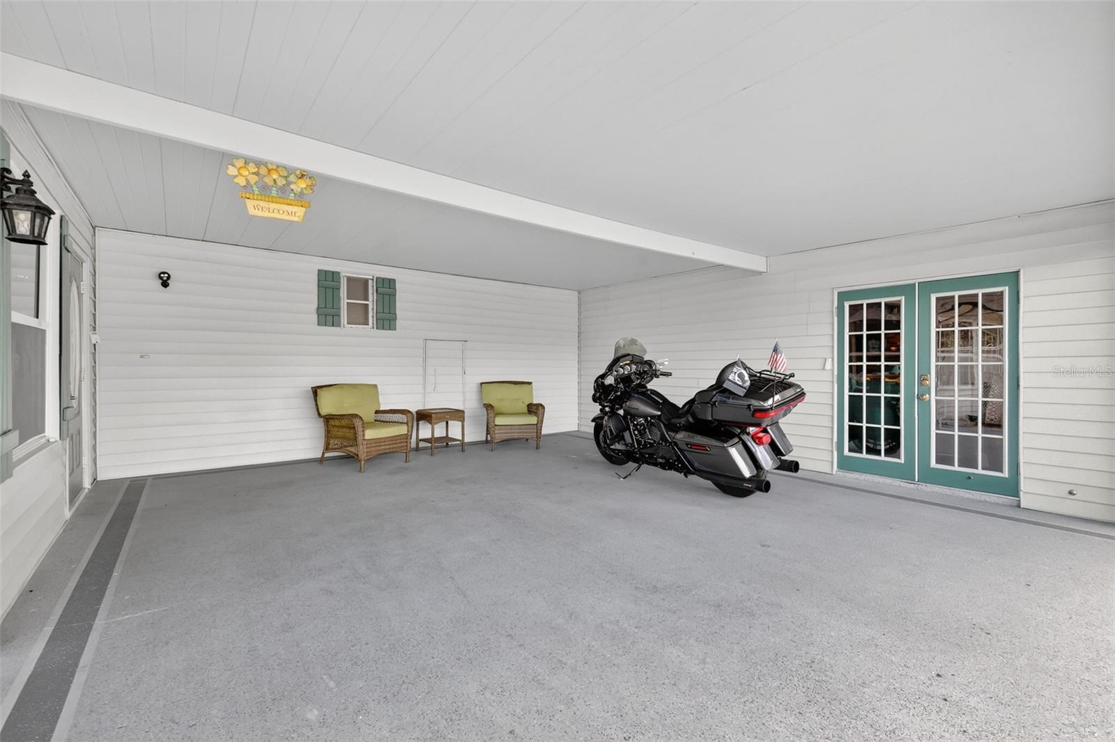 Image 4 of 32 For 705 Falcon Drive