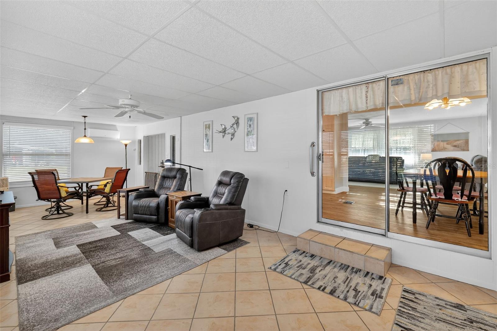 Image 7 of 32 For 705 Falcon Drive