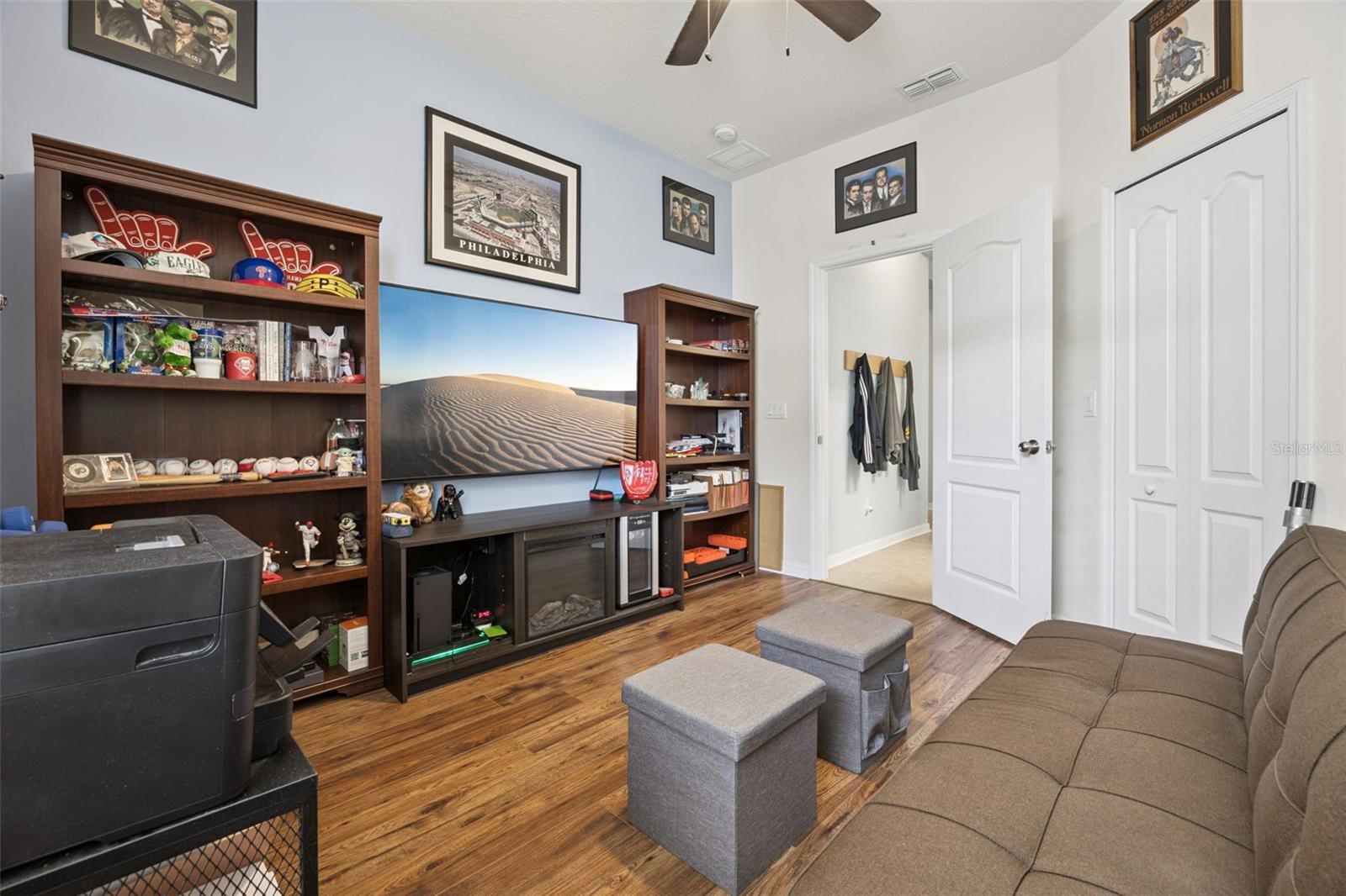 Image 26 of 47 For 417 Rock Springs Circle