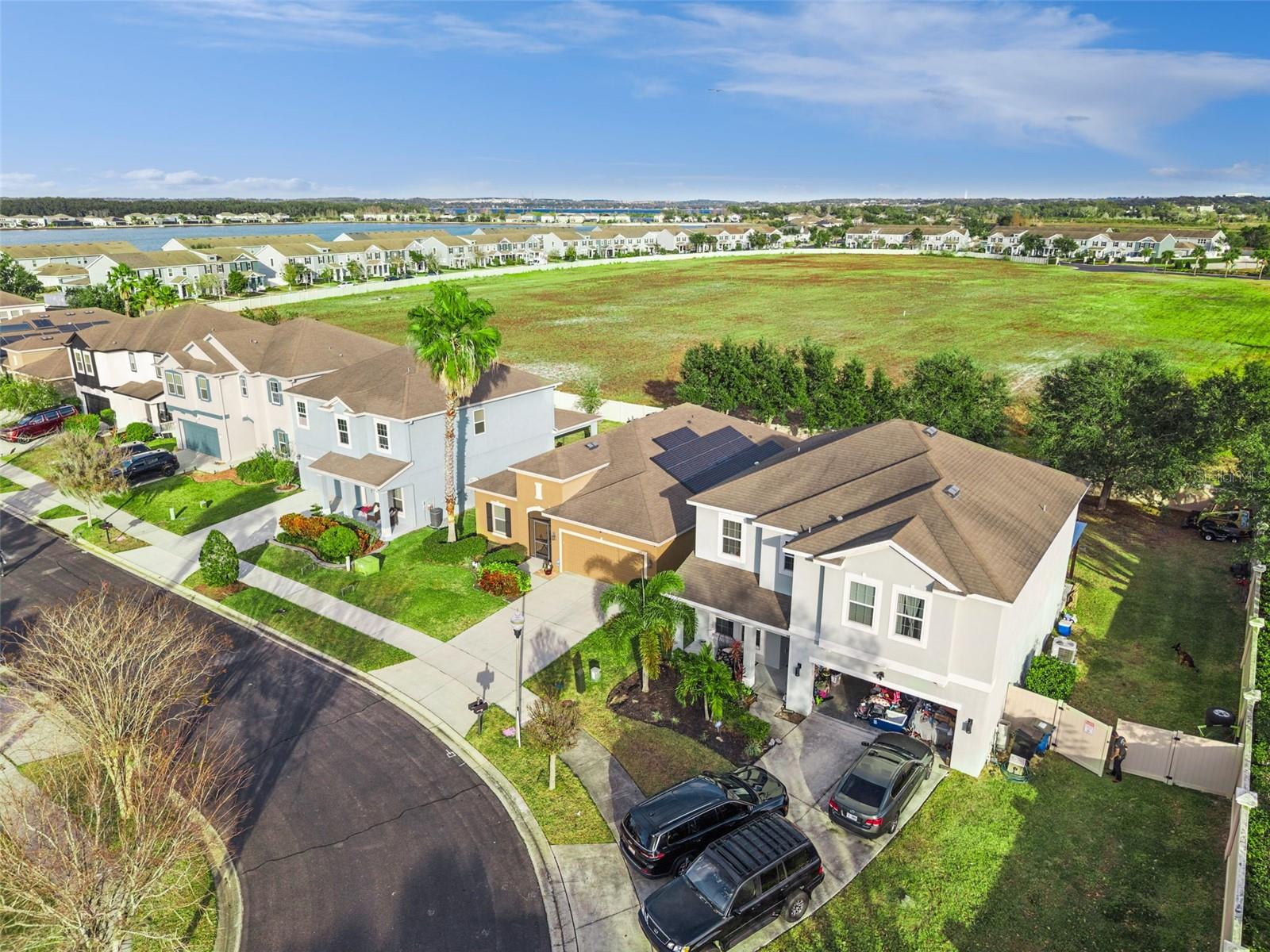 Image 35 of 47 For 417 Rock Springs Circle