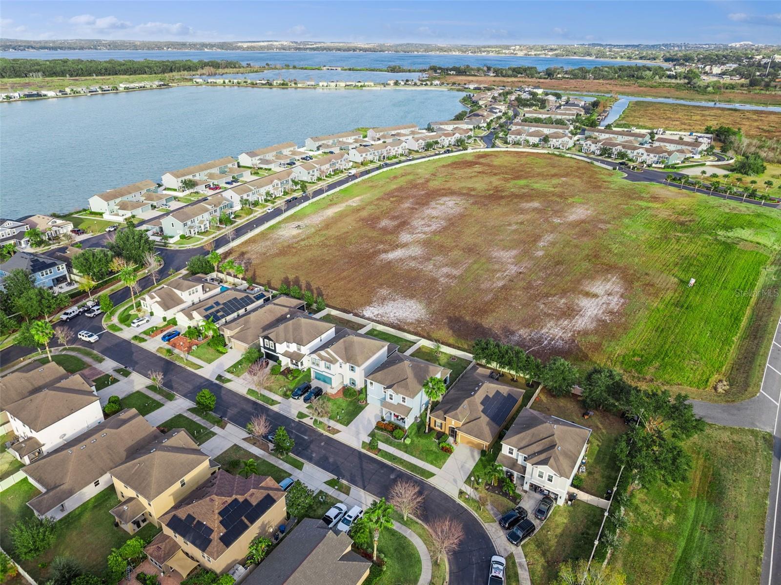 Image 39 of 47 For 417 Rock Springs Circle